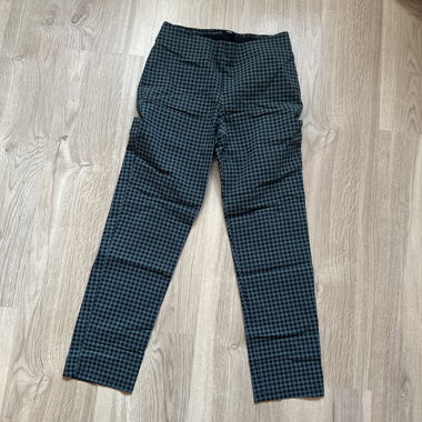 leggings vert foncé et noir