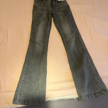 Jean bootcut gris