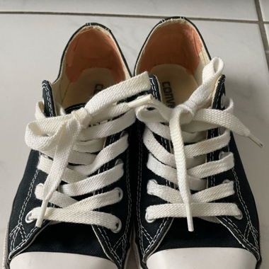 Women’s Converse sports shoes - Size 37 