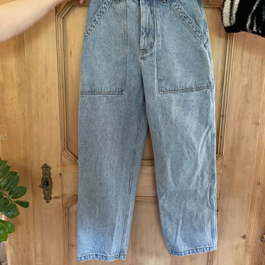 Jeans con tasche cargo