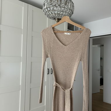 Beige knit dress, size S