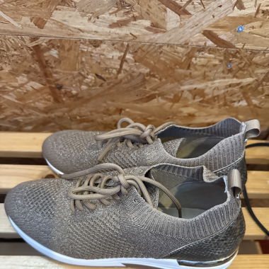 Tenis 