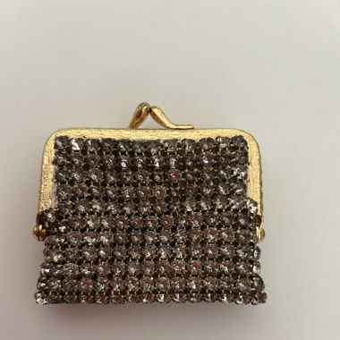 Charmant porte-monnaie vintage en strass