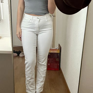 White Jeans