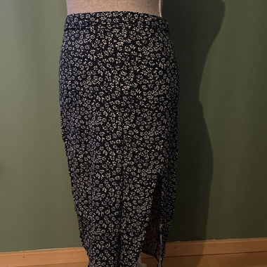 3/4 Skirt