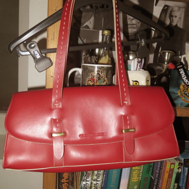 Rote Tasche