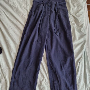 Pantaloni in tessuto blu scuro