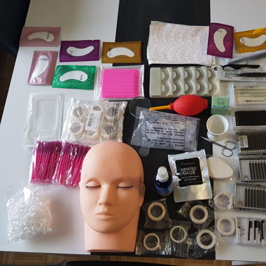 alle Materialien zur Wimpernbearbeitung