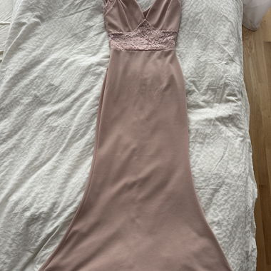 Long pink dress