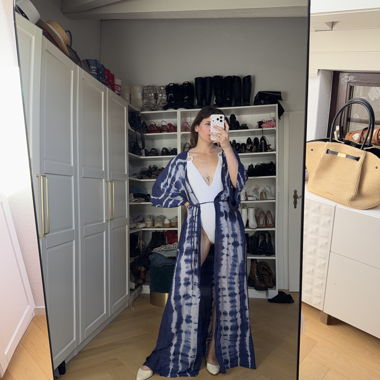 Kimono Batik bleu parfait pour la plage