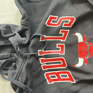 pull a capuche chicago bulls