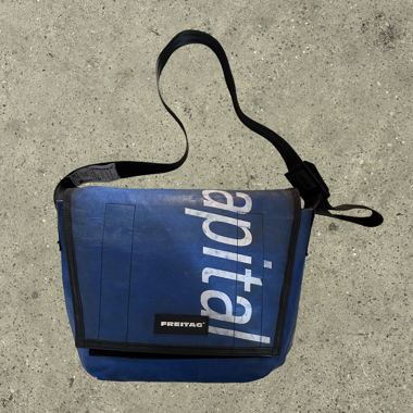 Borsa a tracolla Freitag blu