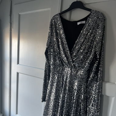 Paillettenkleid NEU