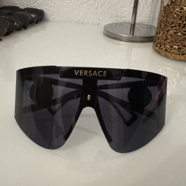 Lunettes de soleil Versace