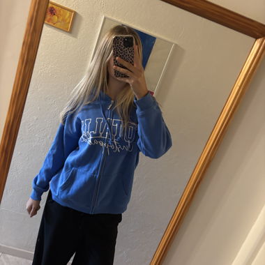 Zip-up Hoodie