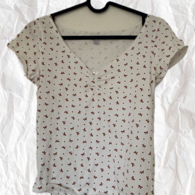 brandy melville CropTop