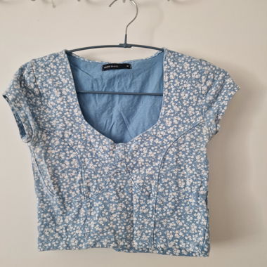Floral Crop-Top