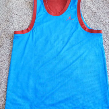 Wendbares Jordan Tanktop, neu, nie getragen.