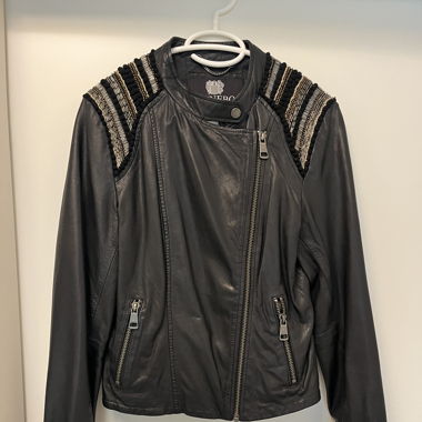 Hochwertige & stylische Lederjacke in Top-Zustand