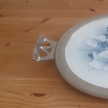 Antike Jugendstil Tortenplatte Spritzdekor Keramik