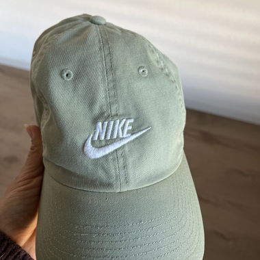Cappellino Nike verde