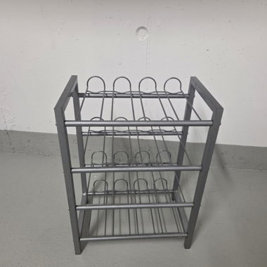 Porte-bouteilles en métal gris
