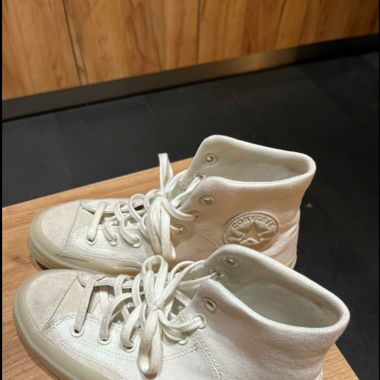 Converse Chucks