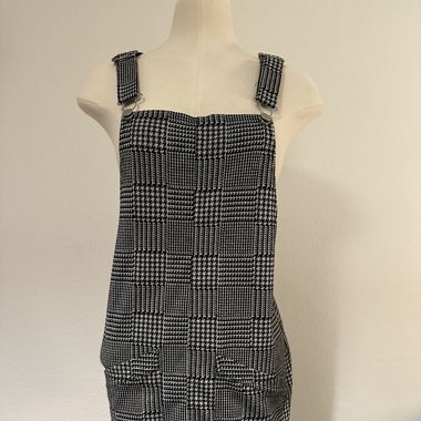 Jumper kurzes Kleid 