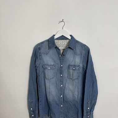 Camicia in denim con bottoni