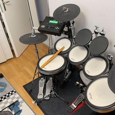 E drums Yamaha DTX 900