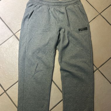 Graue Puma-Jogginghose
