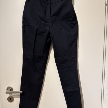 Pantalon en tissu bleu foncé