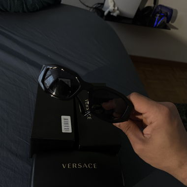 Versace 