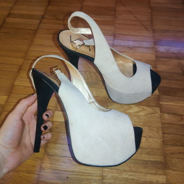 Velvet Stilletos