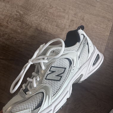 New Balance 530