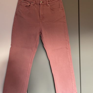 Old rose jeans