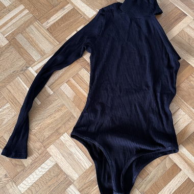 Lamarel Black Bodysuit