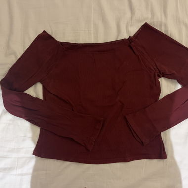 Off-shoulder Top