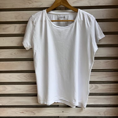 weisses Basic T-Shirt