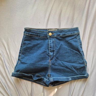 Kurze Hose 