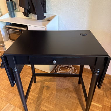 Table (maquilleuse)
