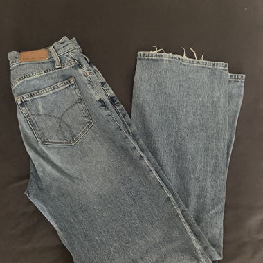 Jeans a gamba larga