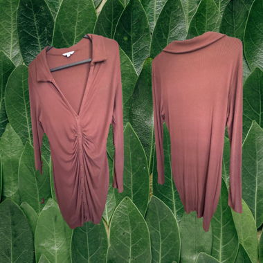 Ripp-Kleid mit langen Ärmeln
