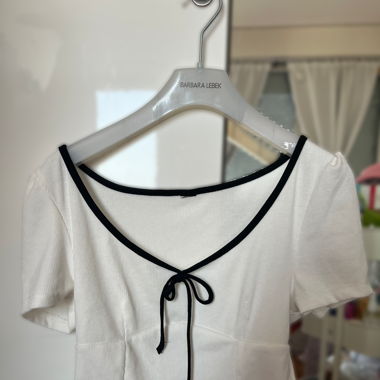 Haut blanc mignon
