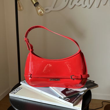 Jacquemus bag (not original)