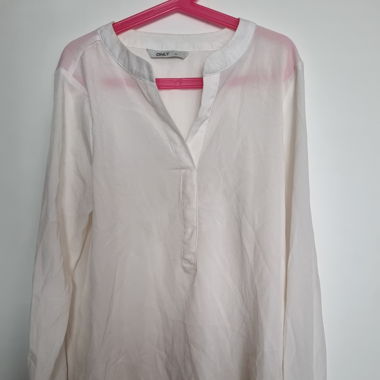 Weisse Bluse