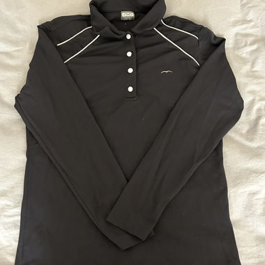 Long-sleeve shirt for riding