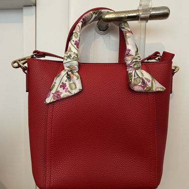 Small Shoulder Pouch