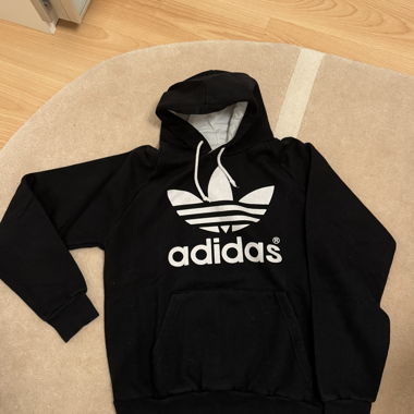 Felpa con cappuccio Adidas nera
