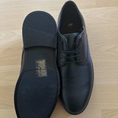 H&M Lederschuh in Schwarz, Anzugschuhe